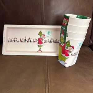 Grinch 5 piece Christmas Set NWT tray & cups